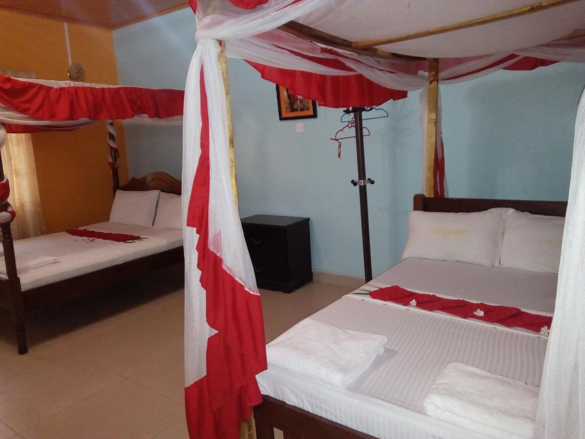 The Bright Star Resort Диани Бийч Екстериор снимка