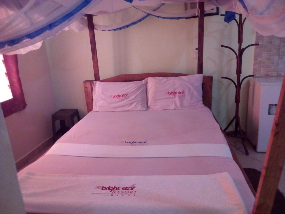 The Bright Star Resort Диани Бийч Екстериор снимка
