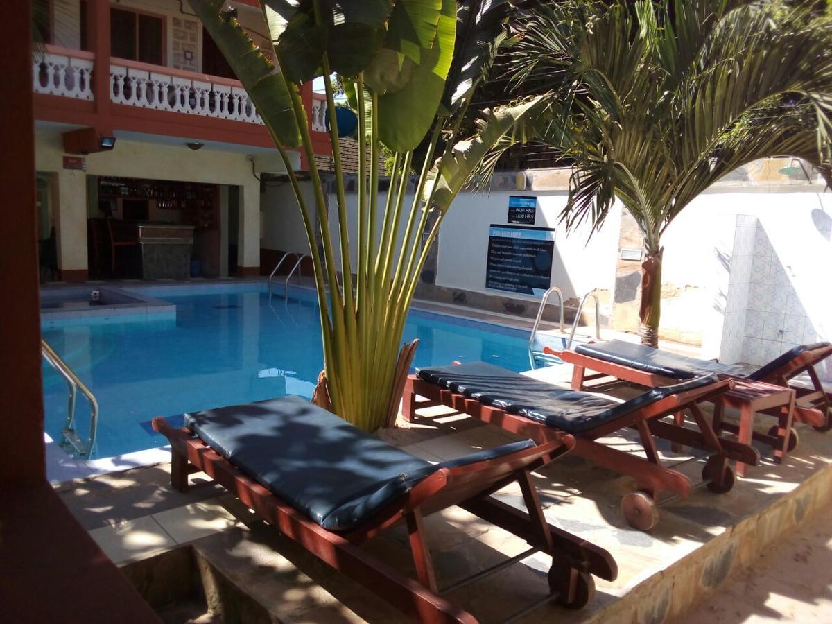 The Bright Star Resort Диани Бийч Екстериор снимка