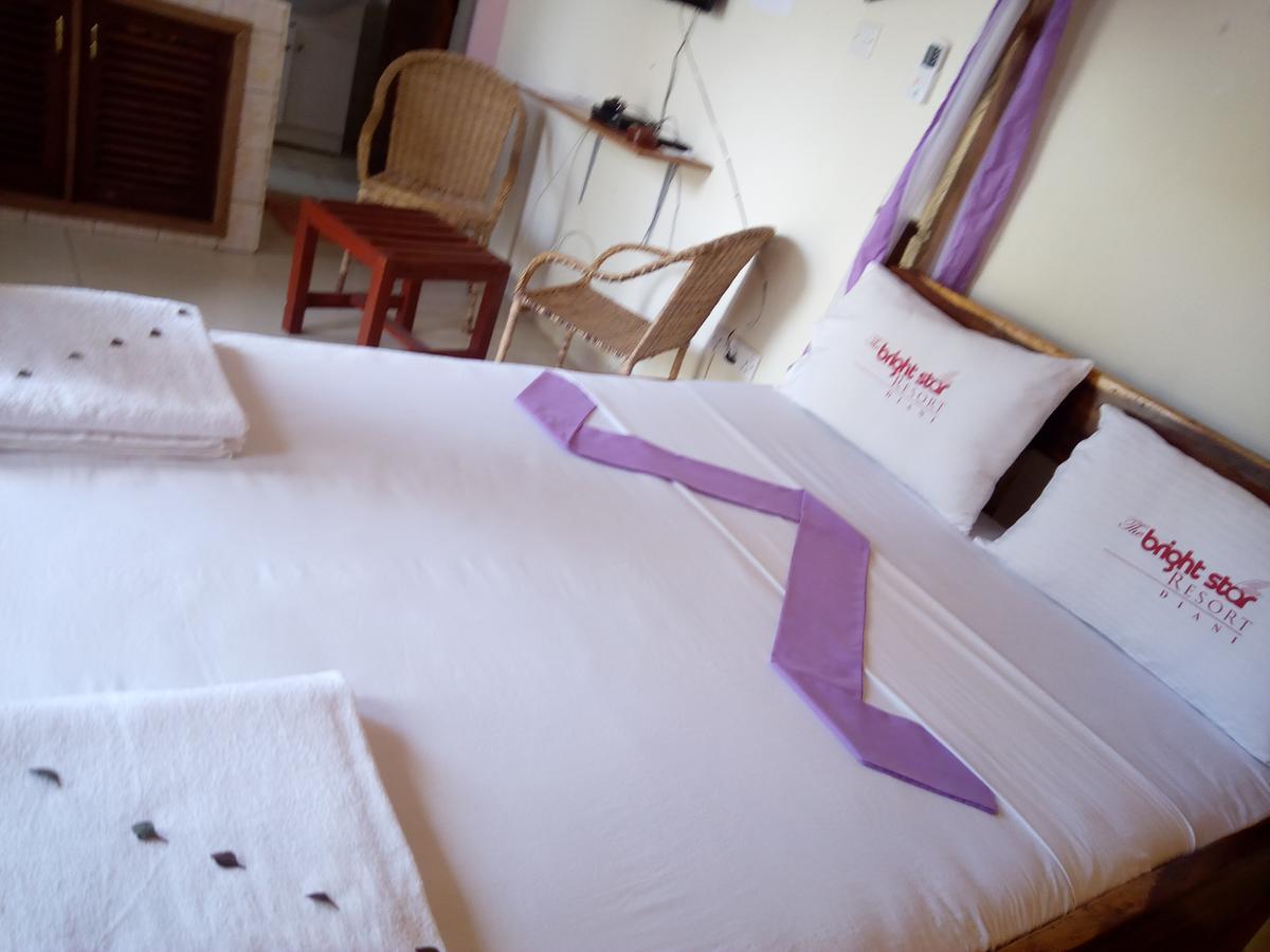 The Bright Star Resort Диани Бийч Екстериор снимка
