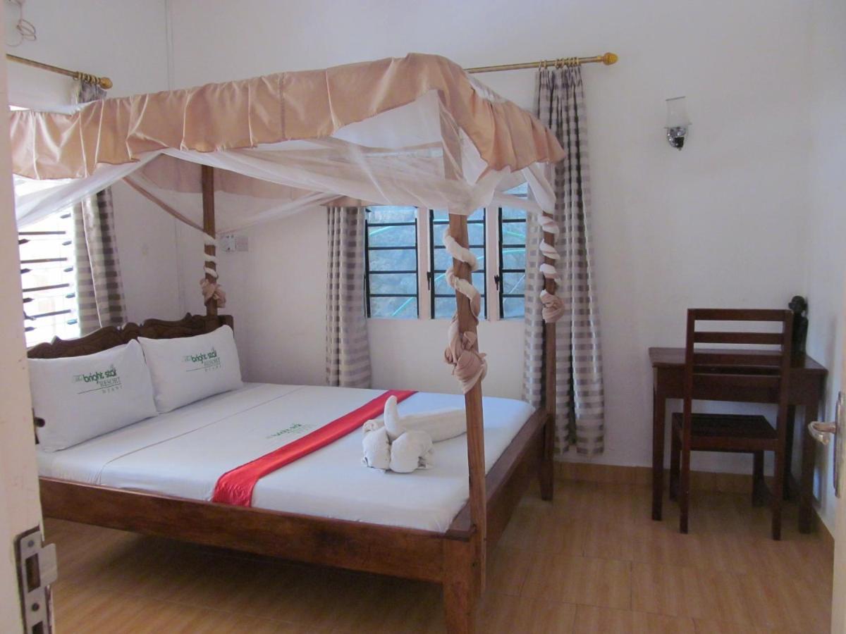 The Bright Star Resort Диани Бийч Екстериор снимка