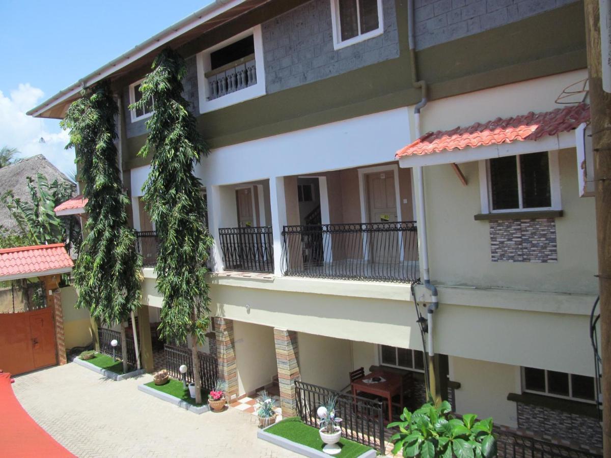 The Bright Star Resort Диани Бийч Екстериор снимка